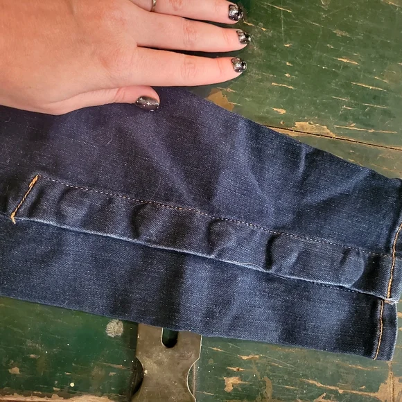 Frame Mid Rise Le Skinny de Jeanne Jeans Button Ankle | Size 27 - Picture 4 of 5